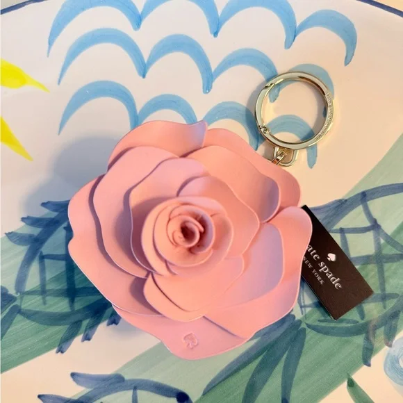🌸💐KATE SPADE 3D FLORA FLOWER Rose COIN PURSE KEYCHAIN BAG CHARM ORIGINAL PKG - Picture 6 of 6